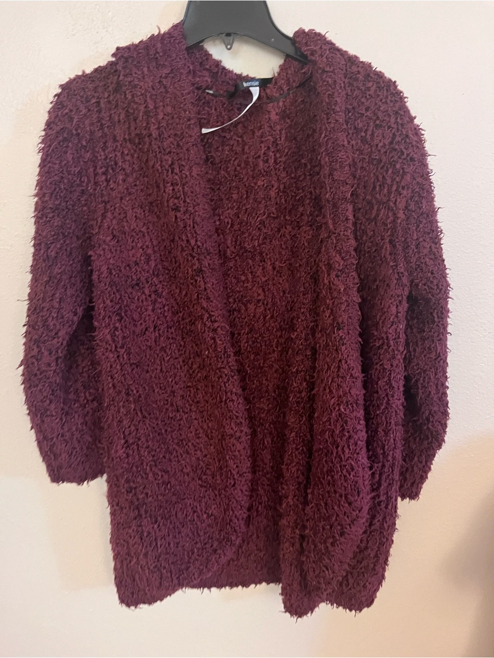 Kensie brand maroon shaggy popcorn knit cardigan size medium